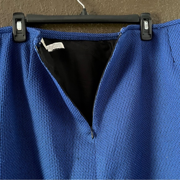 Blue & Blue Patterned Skirt Suit with Belt on Front, Isabella Women’s Suit 22W - Picture 5 of 15